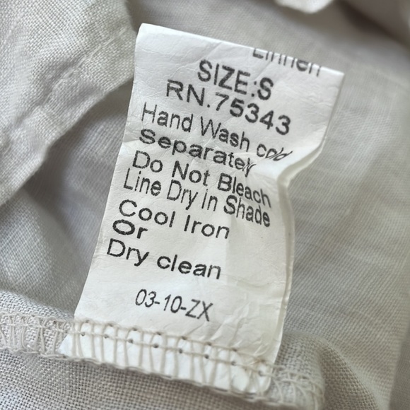 Lungo L’Arno Italy 💯 linen top ruffle hem, 3/4 sleeves - Picture 8 of 8